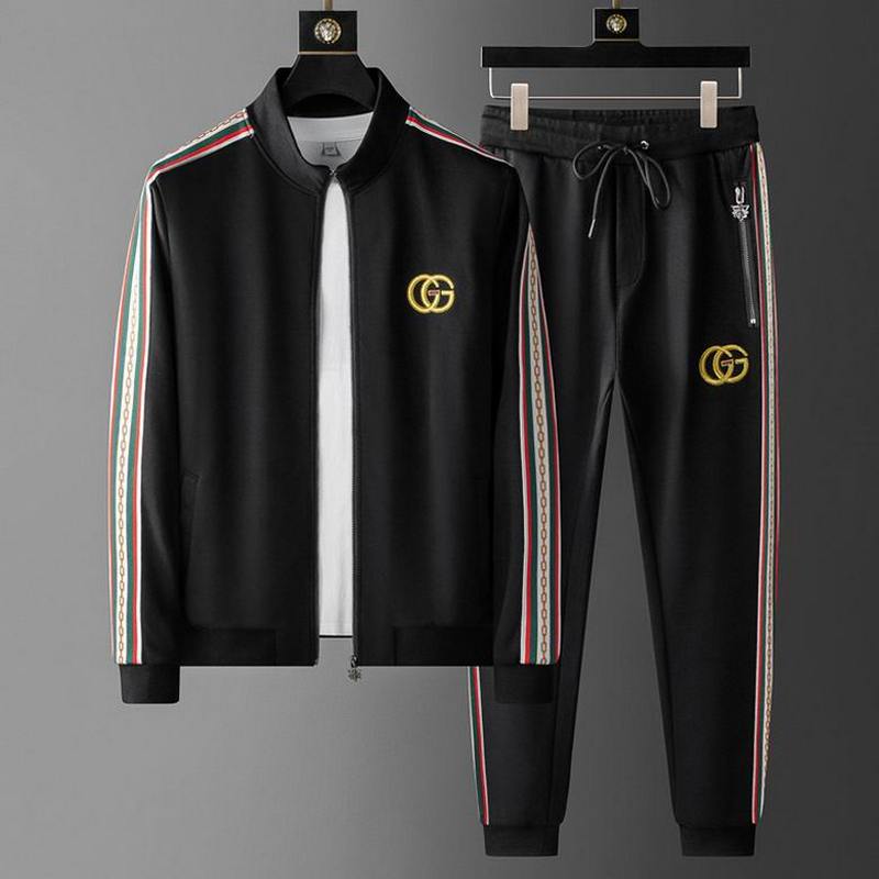 Gucci Men's Suits 209